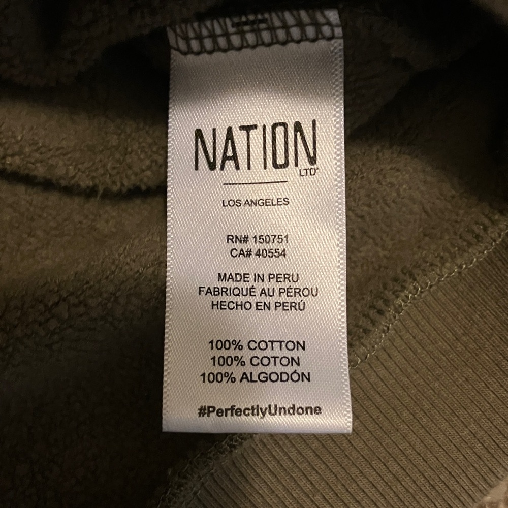 Nation Ltd Los Angeles Olive  Green V-Neck off the shoulder cotton Sweatshirt - Picture 3 of 6